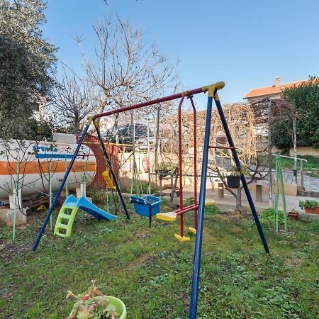 Cosy Holiday Home In Zadar With Garden Екстериор снимка